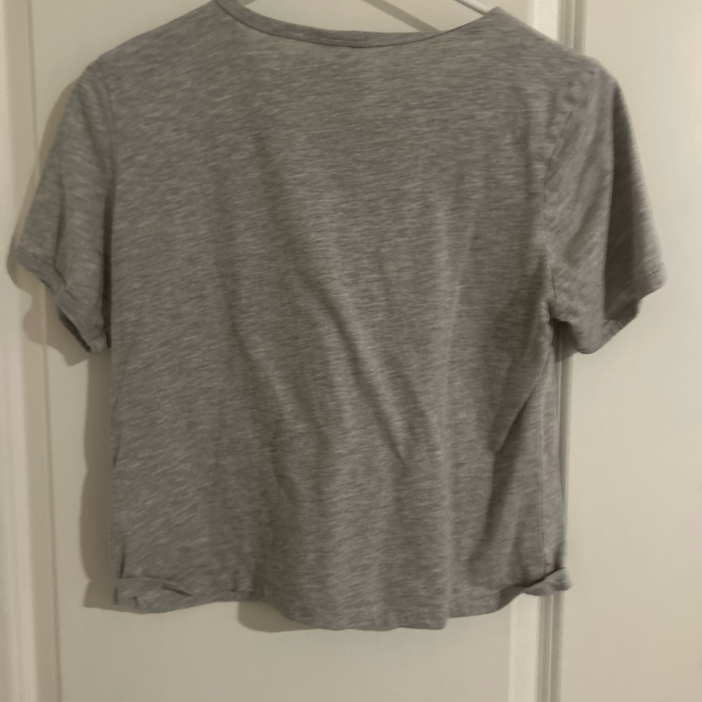 H&M shirt - Picture 2 of 3
